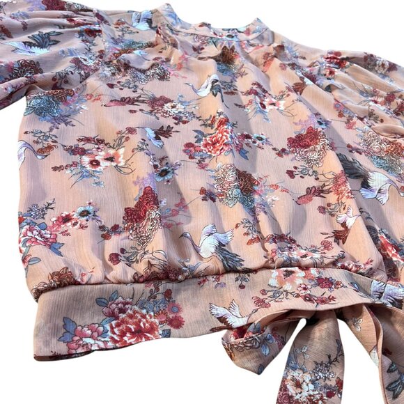 Gimmicks by BKE Buckle Ruffle Open Tie Back Boho Floral Top - Large - Picture 6 of 16